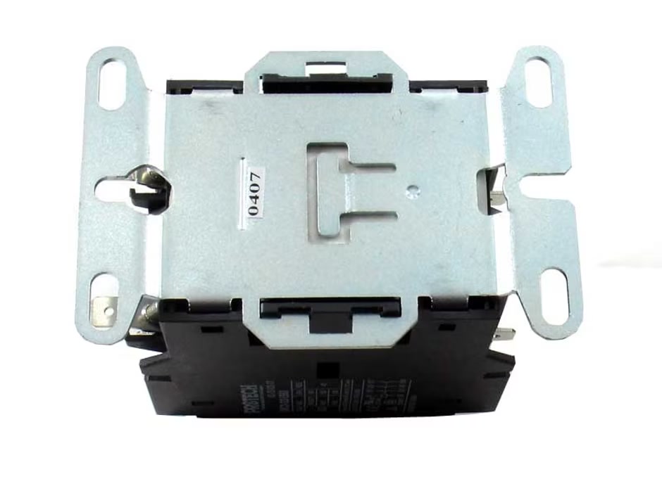 PROTECH CONTACTOR - 30A 3-POLE (24V COIL)