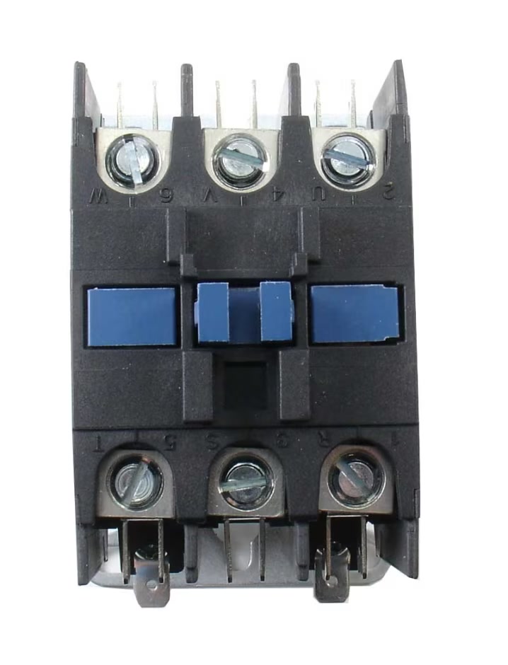 PROTECH CONTACTOR - 30A 3-POLE (24V COIL)